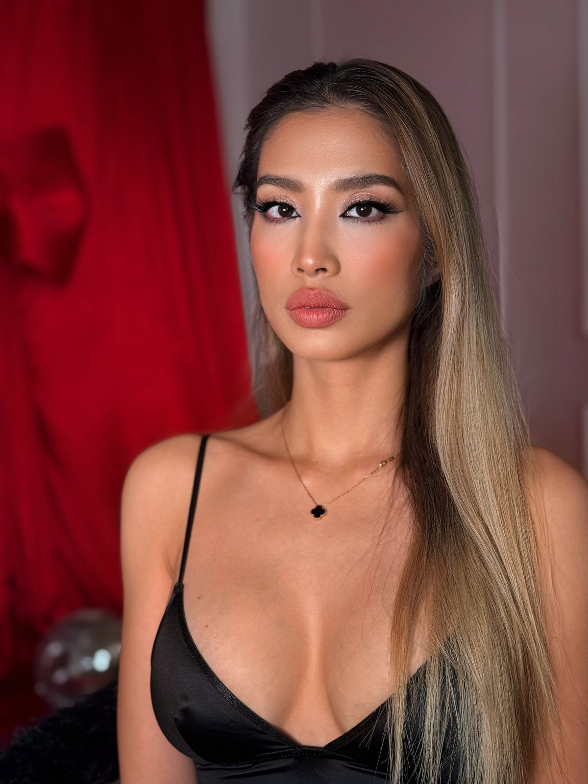 Asian Cat-Eye Soft Glam